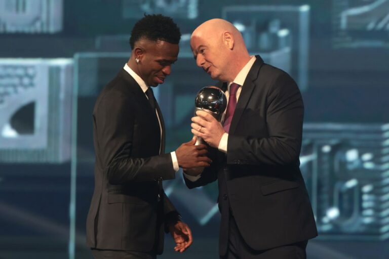 Vinicius Júnior é eleito o Melhor Jogador do Mundo na Fifa The Best